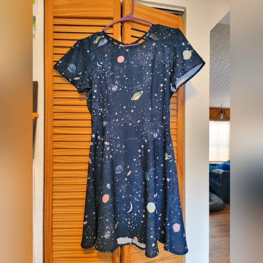 VOLCOM X Georgia May Jagger GALAXY DRESS - XS